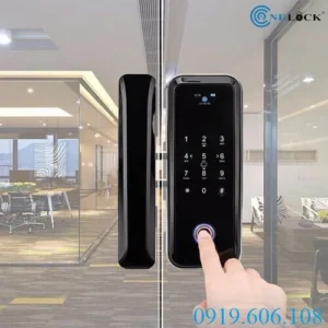 Khóa cửa thẻ từ cửa lùa mặt trước