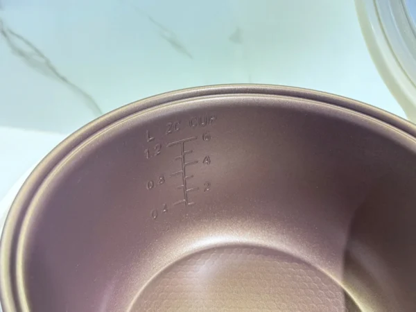 Nồi cơm điện 1.2L Fulco FC-50EC12T cận cảnh