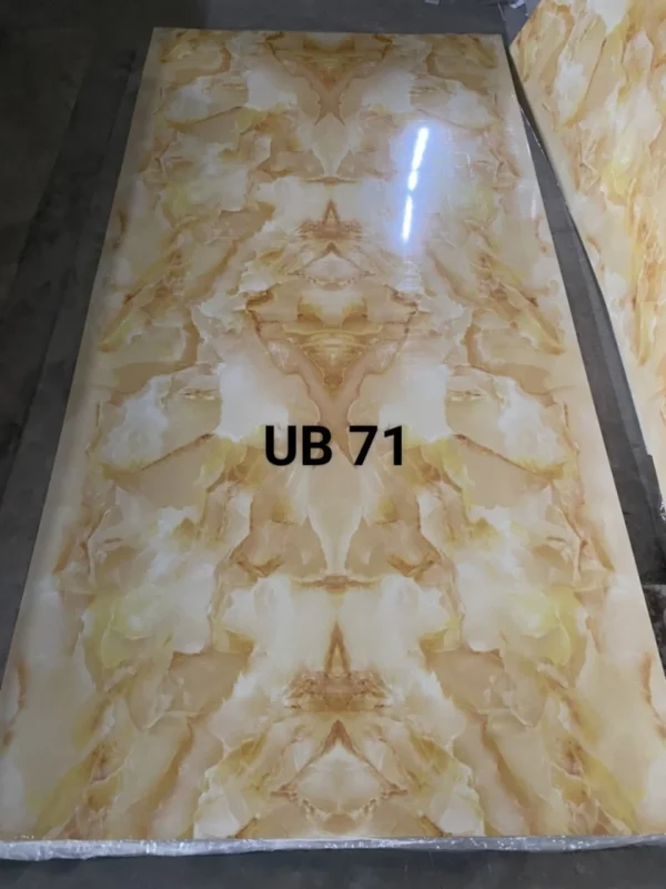 Tam nhua pvc gia da mặt trước