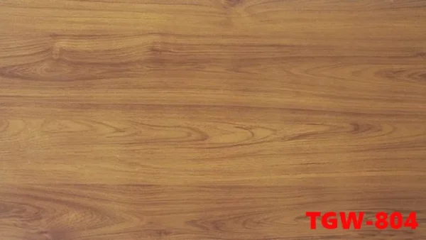 Tam op pvc van go mặt trước