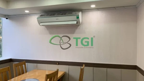 Tấm Ốp PVC Vân Gỗ 600mm TGW-8601 phía dưới