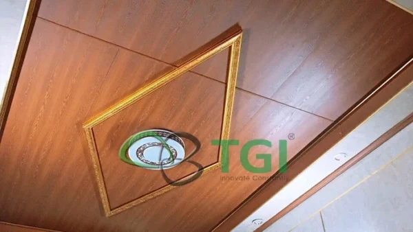 Tấm Ốp PVC Vân Gỗ 600mm TGW-8607 cận cảnh
