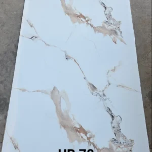 Tam nhua pvc gia da mặt trước