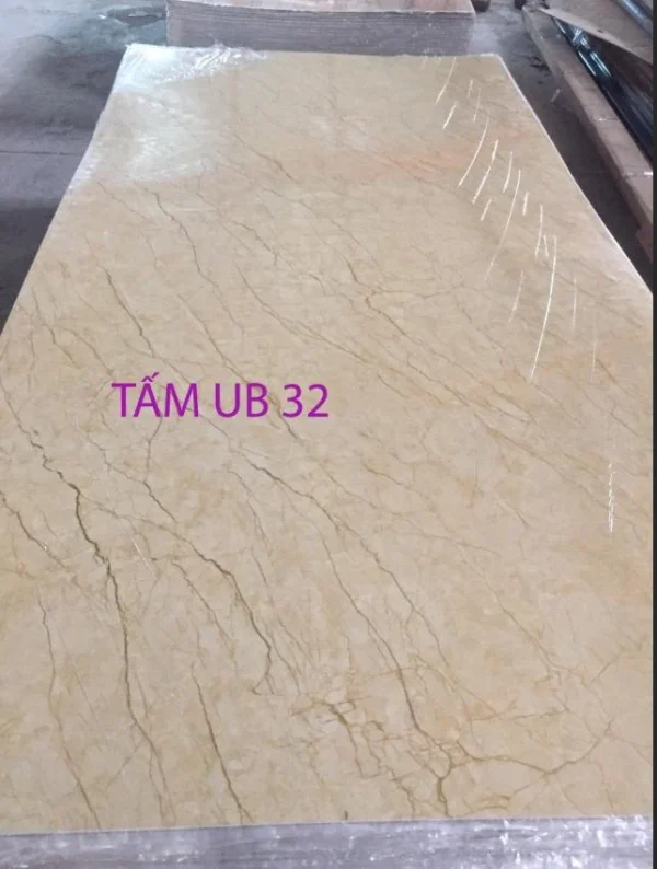 Tam nhua pvc gia da mặt trước