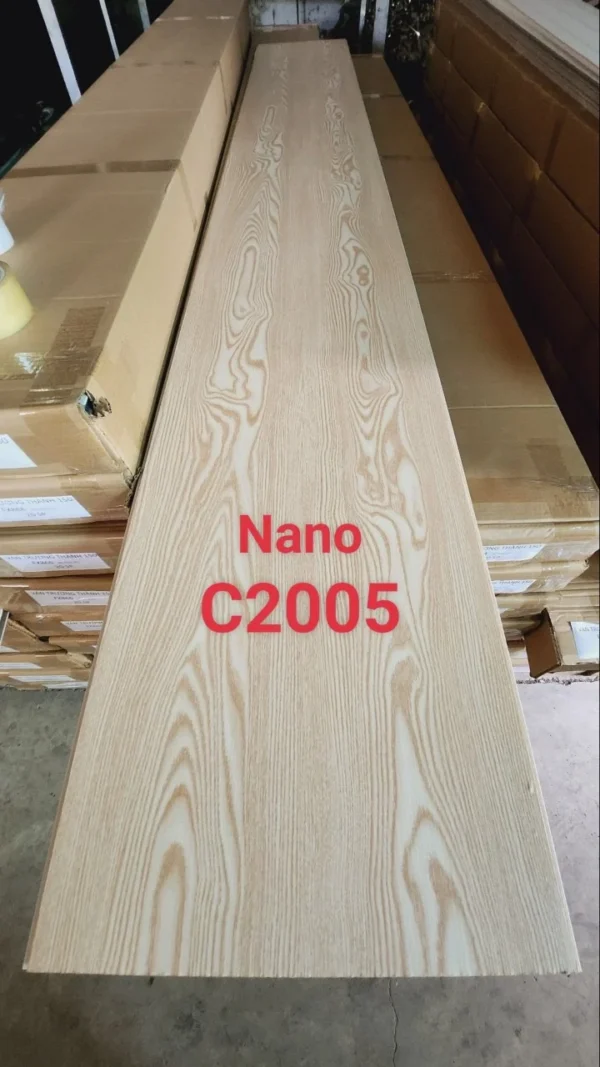 Tấm nhựa nano ốp tường mặt trước