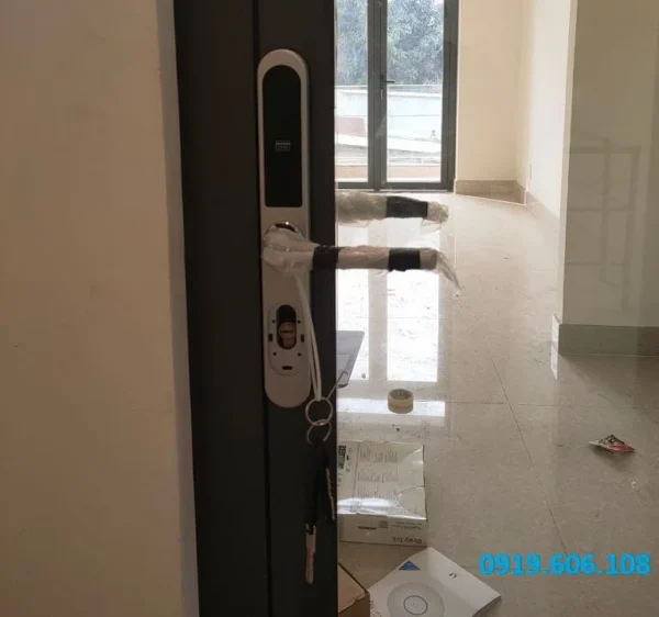Khóa Cửa Thẻ Từ Khách Sạn Mialock MIA-HX21 cận cảnh