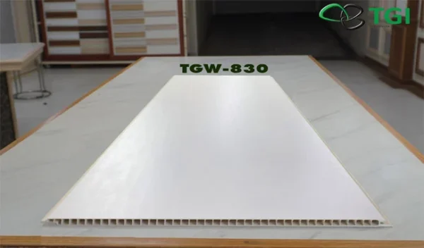 Tấm Ốp PVC Trắng Trơn 400mm TGW-830 mặt sau