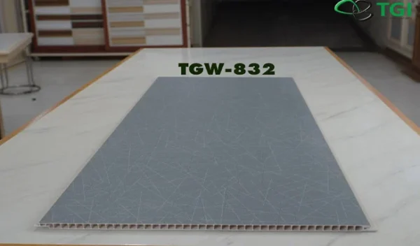 Tấm Ốp PVC Hoa Văn 400mm TGW-832 mặt sau