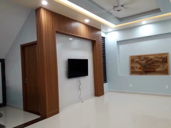 Nẹp Gỗ Nhựa Chữ V 4cm AC02 cận cảnh
